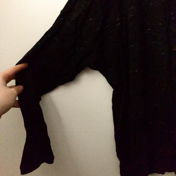 Low back sweater with silk bow tie - Picture 6 of 6